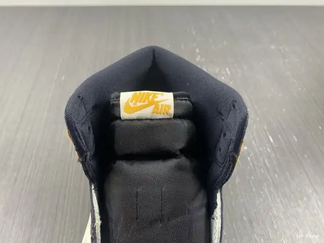 1st Kicks Jordan 555088-711 1 OG Yellow High Air Toe 0526